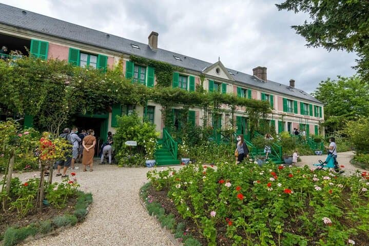 Private half-day tour to Monet's Garden in Giverny from Paris