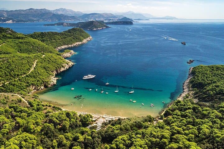 Dubrovnik Blue & Green Cave Boat Tour — Elaphiti Islands & Šunj Beach photo 2