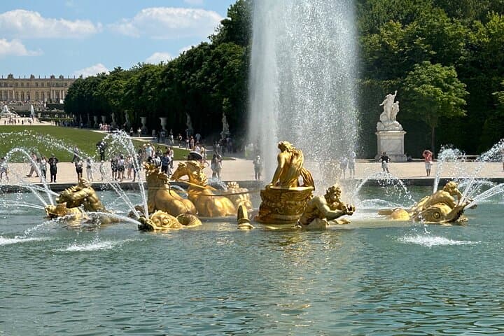 Marie-Antoinette at Versailles: Private Palace, Petit Trianon & Gardens Tour photo 4