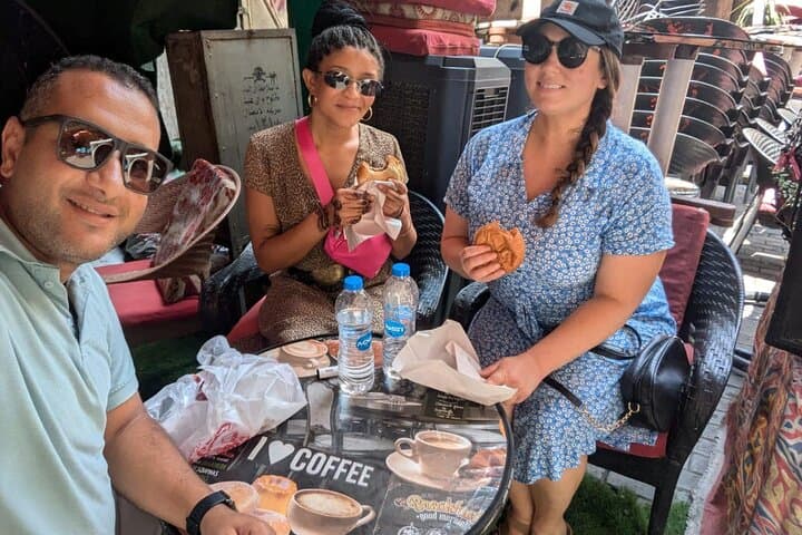 Cairo Street Eats: Private Food Tour & Egyptian Tea Tasting