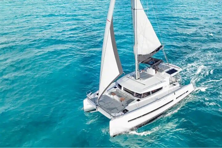 Private Luxury Catamaran from Cancun to Isla Mujeres — Private Charter for Up to 30 Guests