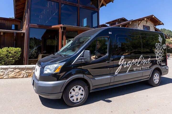 Private All-Inclusive 3-Winery Tour in Paso Robles: Full-Day Wine Tasting & Picnic photo 3