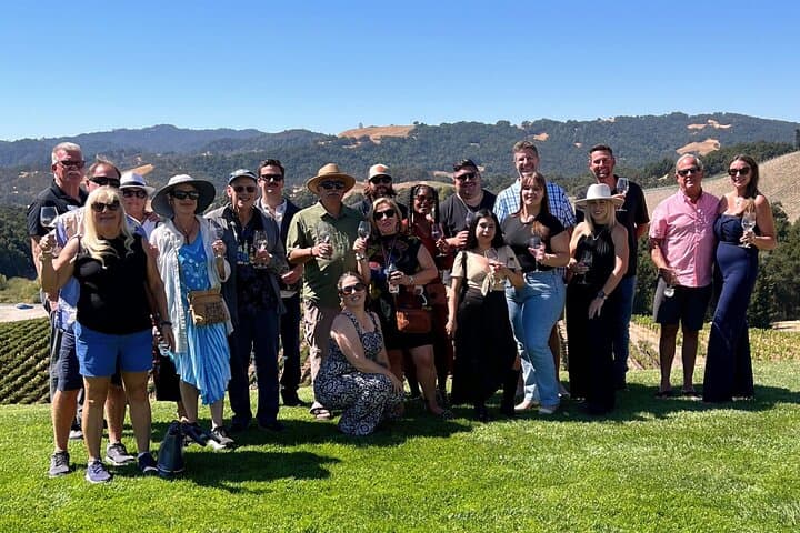 Private All-Inclusive 3-Winery Tour in Paso Robles: Full-Day Wine Tasting & Picnic photo 6