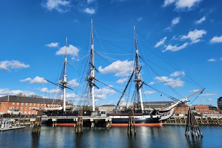 Explore Boston and Cambridge: A Private Half-Day Driving Tour Through History and Culture