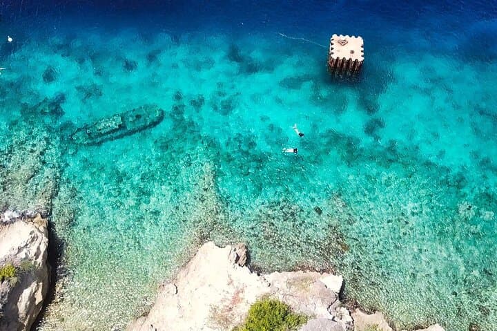 Private Boat Trip in Curaçao: Snorkel the Tugboat Wreck & Spanish Waters (3–4H) photo 2