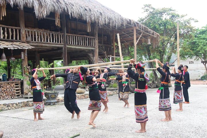 Dien Bien Phu Motorbike Food & Black Thai Cultural Night Tour