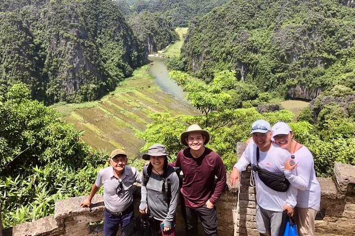 Ninh Binh Day Tour: Tam Coc Sampan, Mua Cave Summit & Hoa Lu Small-Group Experience photo 5