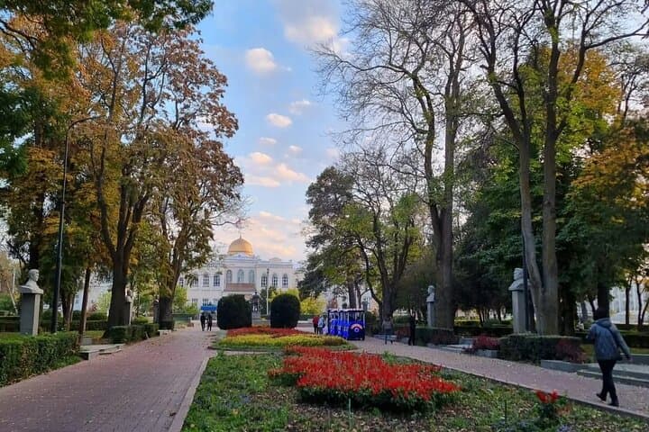 Bishkek Walking City Tour: Explore Soviet Monuments, Markets, and Central Park on Foot photo 4