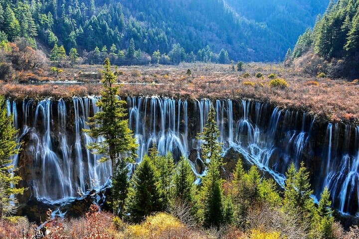 3-Day Private Jiuzhaigou & Huanglong Tour from Chengdu by High-Speed Rail photo 4