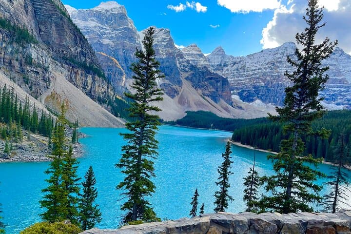 Banff to Lake Louise & Moraine Lake Shuttle — 1-Hour Stops at Iconic Alpine Lakes