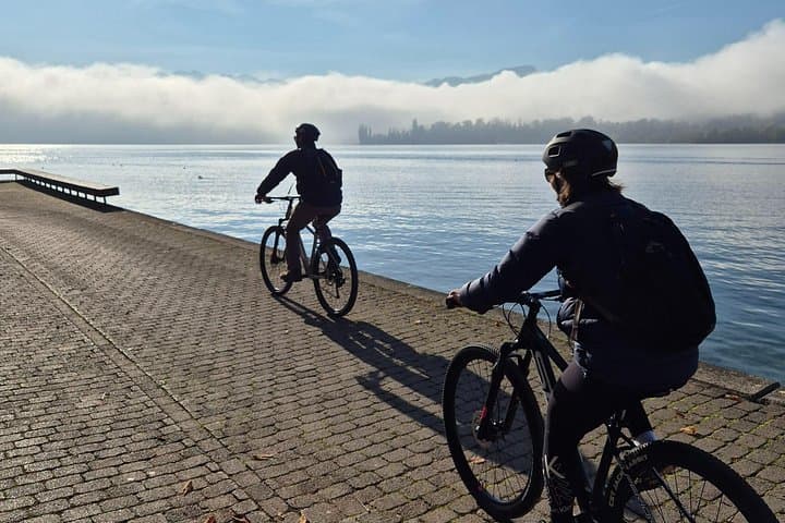 2-Day Swiss Bike & Hike Combo: Lake Lucerne Cycle and Göscheneralp Alpine Hike photo 6