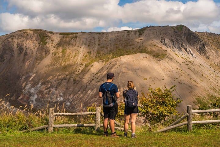 Hike Mt. Usu and Lake Toya: Small-Group Volcano Hike & Geopark Visit photo 4