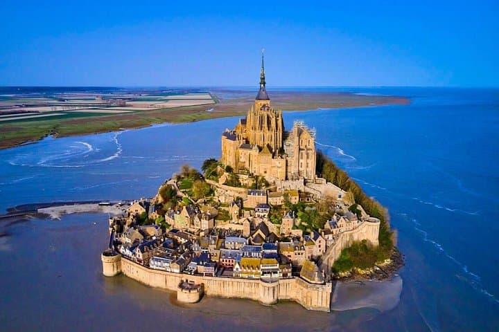 Full-Day Private Trip from Paris to Mont Saint-Michel: Tide, Abbey & Medieval Streets photo 1