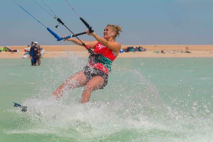 Fly & Glide: Ultimate 2-Hour Kiteboarding Lesson in Hurghada photo 6