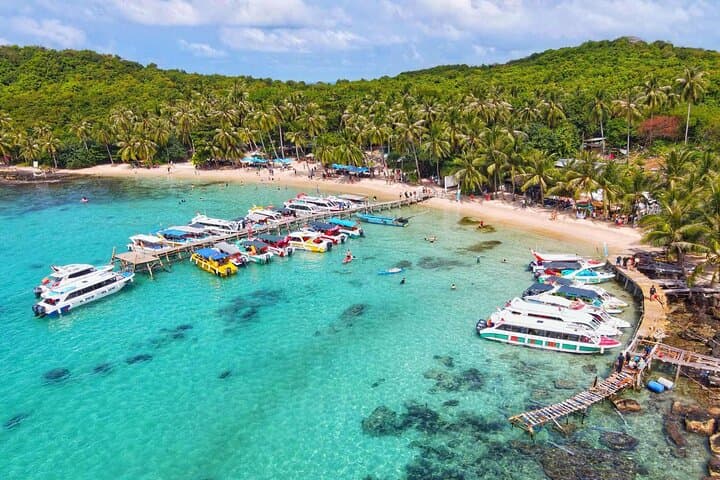Cua Can River Full-Day Island Hopping & Kayak Tour — Phu Quoc