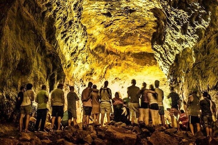 Lanzarote Private Trip: Custom Island Drive with Local Driver