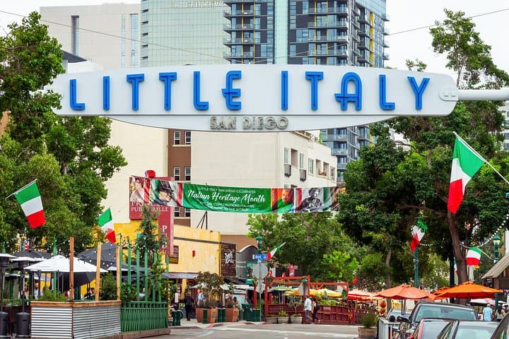 San Diego Donut Tour: Little Italy Donuts, Pastries & Coffee Walk photo 2