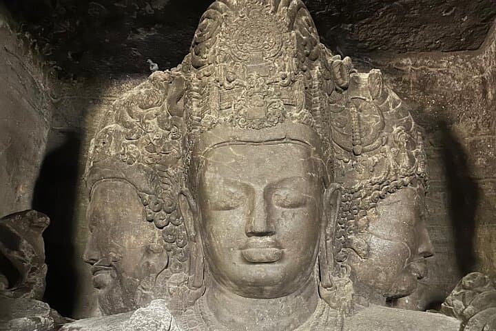 Elephanta Caves Guided Tour: Ferry to Mumbai’s Ancient Rock-Cut Temples