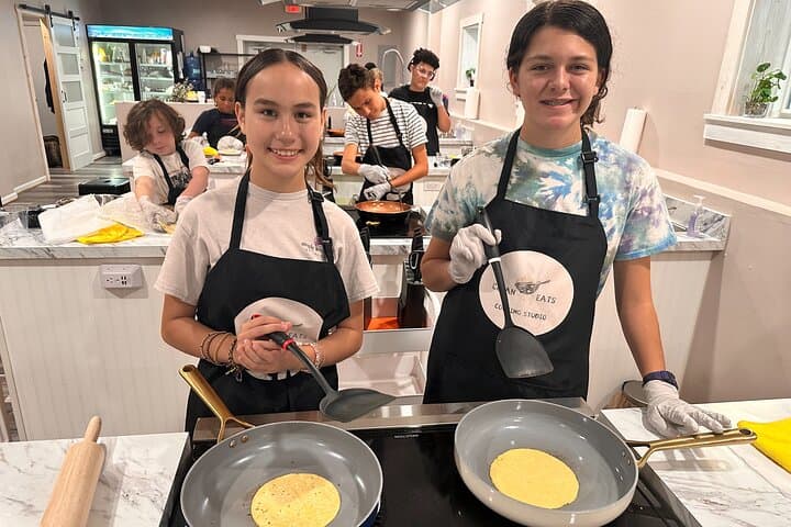 Hands-On Farm-to-Table Cooking Class in Radcliff: 2-Hour Guided Culinary Adventure photo 2