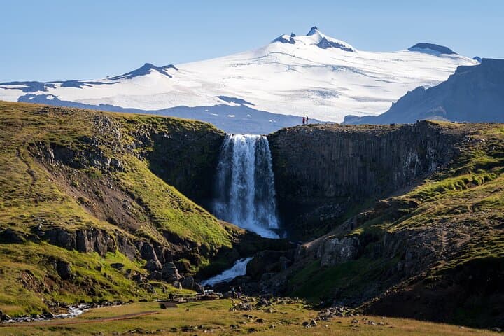 Exploring Snæfellsnes: Vatnshellir Lava Cave, Kirkjufell & Black Sand Beaches photo 4