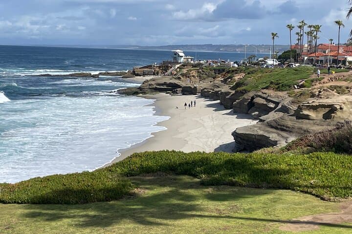 Explore La Jolla Village: A Guided Historic Coastal Walking Tour
