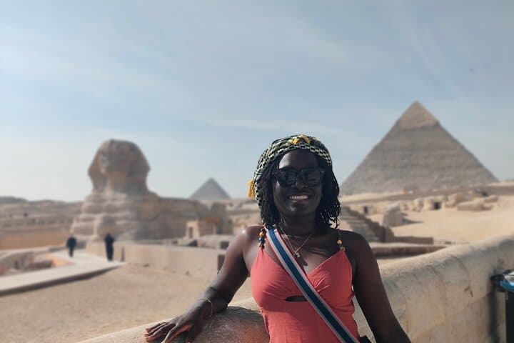 Private Giza Pyramids & Sphinx Half-Day Tour with Camel Ride and Lunch