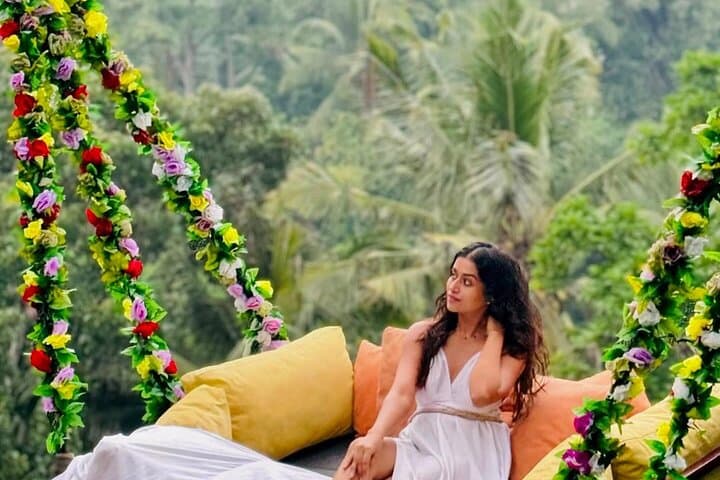 Full-Day Bali Swing & Ubud Tour: Tegallalang Rice Terraces, Monkey Forest & Ubud Market photo 3