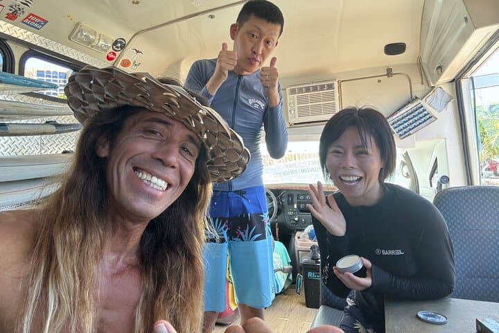 Beginner Surf Lessons in Honolulu: Small-Group Coaching with Photos & Video photo 2