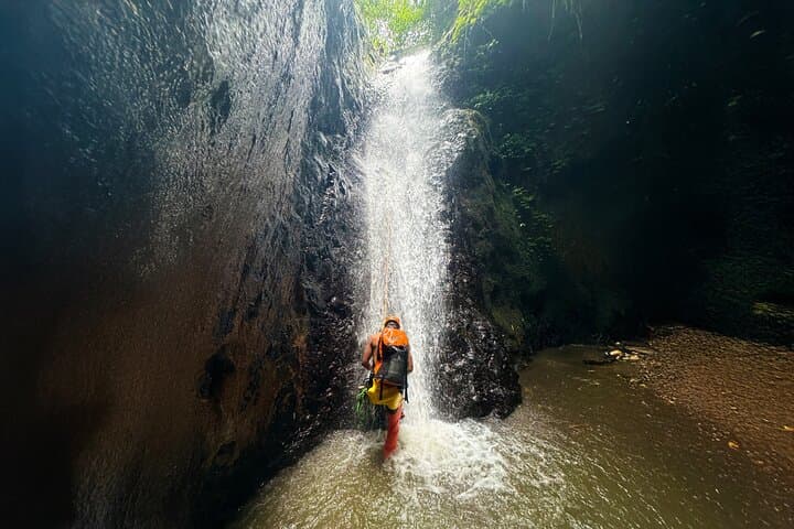 Kerenkali Canyon Canyoning: Bali's Beginner-Friendly Waterfalls & Rappels photo 4