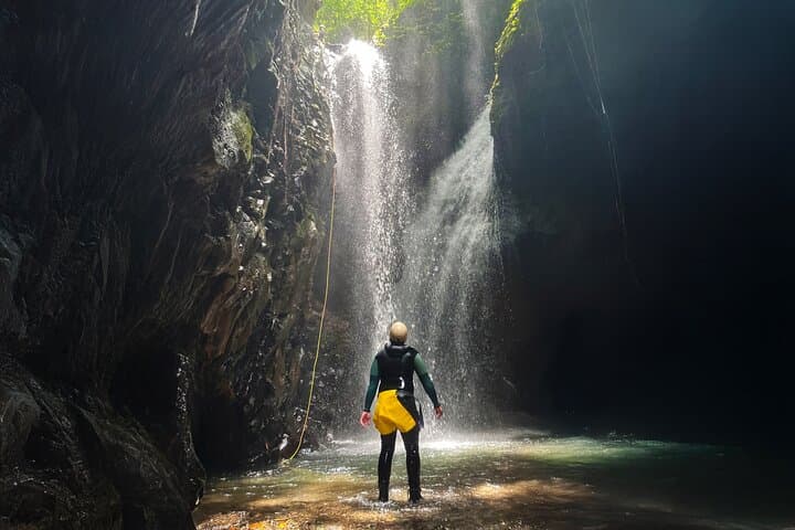 Kerenkali Canyon Canyoning: Bali's Beginner-Friendly Waterfalls & Rappels
