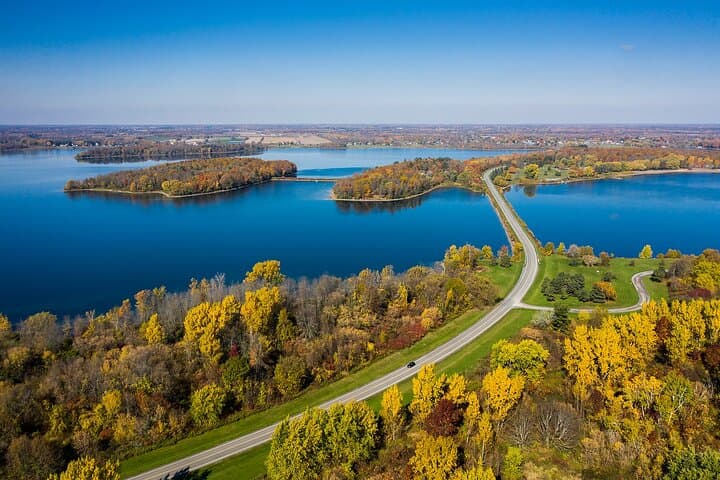 3-Day Niagara Falls, Toronto & 1000 Islands Tour from NYC photo 4