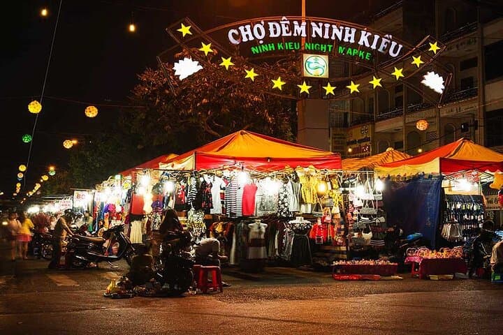 Can Tho Walking Food Tour: Mekong Delta Street Eats & Riverfront Stroll
