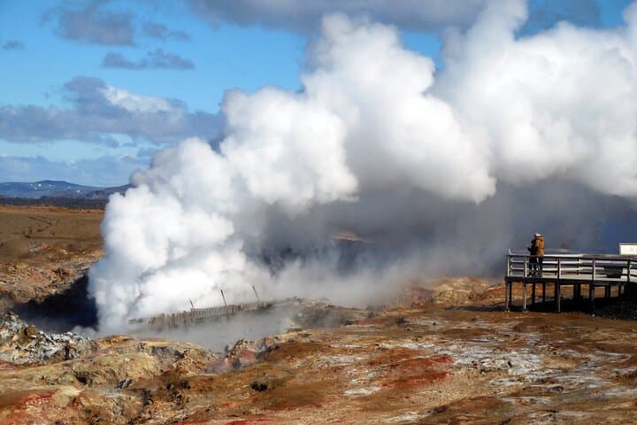 Explore Reykjanes Peninsula and Blue Lagoon: Private Day Tour from Reykjavik photo 3