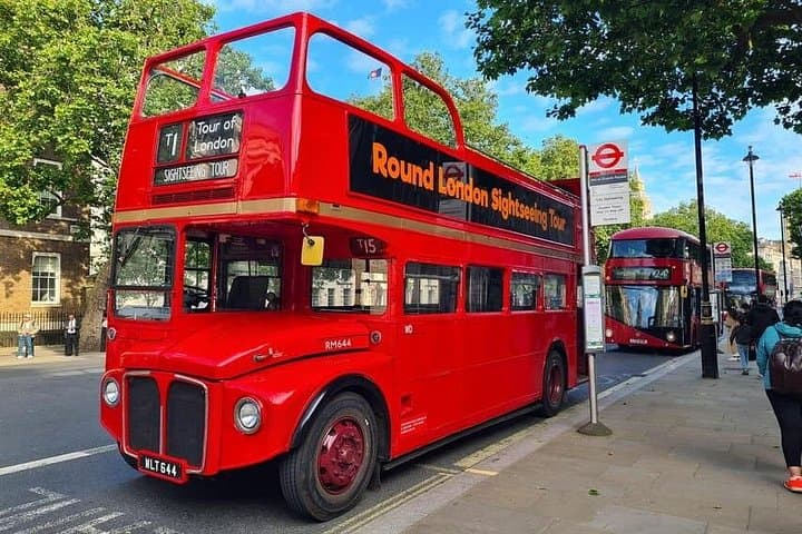 Ride a Vintage Routemaster: 90-Minute Open-Top London Sightseeing Tour photo 1