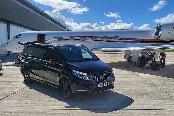 Private Chauffeur Transfer — Dover Cruise Port to Heathrow Airport photo 2