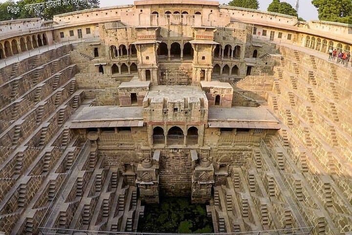 Bhangarh Fort, Chand Baori & Monkey Temple: Day Trip from Jaipur