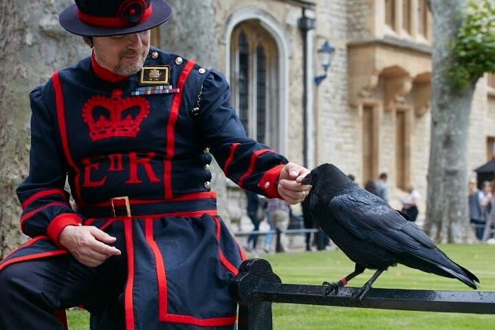 Westminster Walking Tour, Thames River Cruise & Tower of London Entry — Full-Day London Highlights photo 3