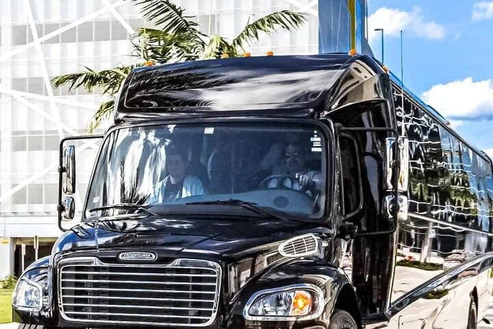 Fort Lauderdale 40-Passenger Luxury Mini Bus Private Transfer