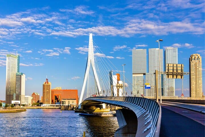 Rotterdam Scavenger Hunt — Self-Guided Highlights Walking Tour with City Puzzles photo 4