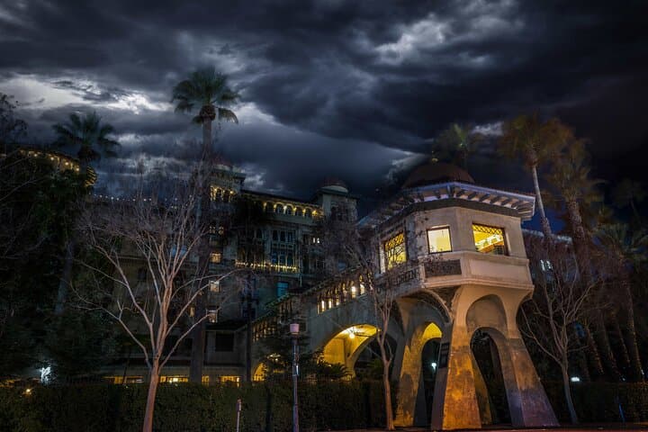 Pasadena Ghost Tour: Purgatory Phantoms — Haunted Walking Tour of Old Town Pasadena photo 2