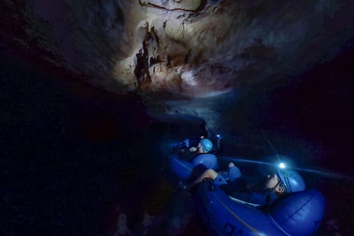 Xunantunich Triple Combo: Zipline, Cave Kayak & Ruins Day Tour (Fully Inclusive) photo 2