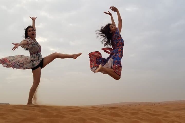 Dubai Red Dunes Desert Safari: Dune Bashing, Falcon Photos & BBQ Under the Stars photo 2