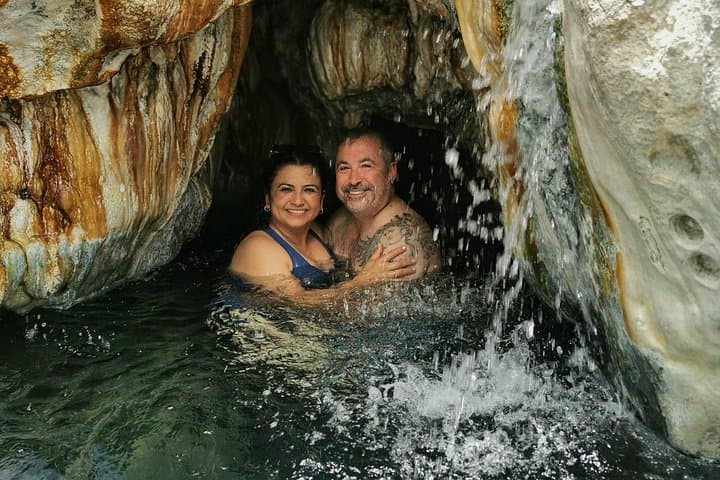 Tolantongo Hot Springs: Thermal Rivers, Caves & Cliff Pools From Mexico City photo 3