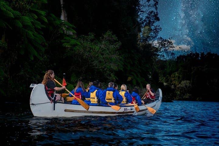 Rotorua Evening Big Kanu Starlight Glowworm Tour on Lake Rotoiti photo 2