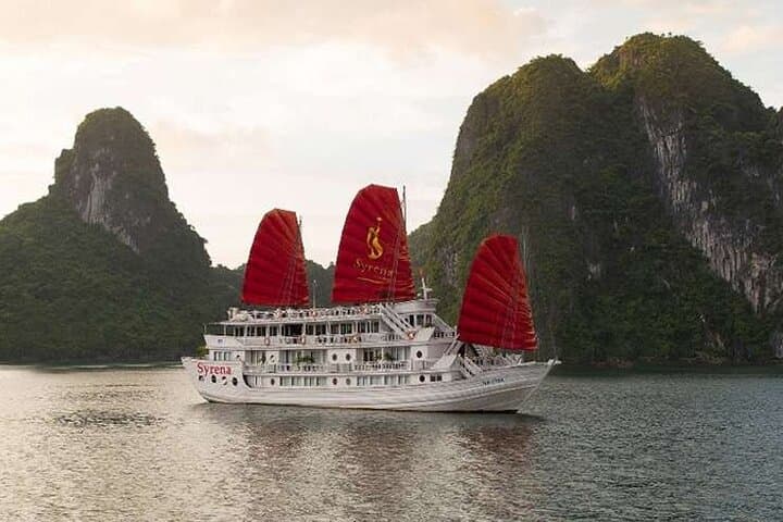 Northern Vietnam in 6 Days: Hanoi, Ninh Binh, Mai Chau & Halong Bay Adventure photo 6