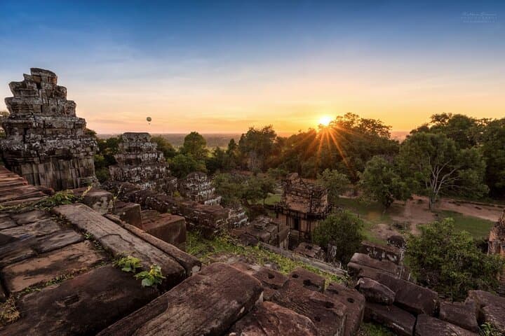 Angkor Sunset E-Bike Tour with Lunch — Small Circuit around Angkor Wat photo 3