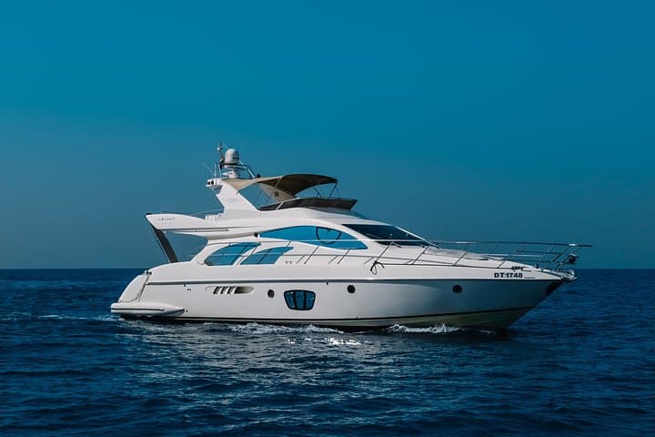 Dubai 2-Hour Private Luxury Yacht Tour — Burj Al Arab & Atlantis Cruise photo 3