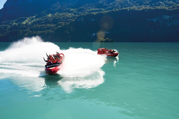 Zurich to Interlaken: Jetboat Ride on Lake Brienz Day Trip photo 2