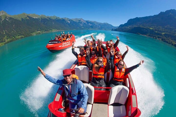 Zurich to Interlaken: Jetboat Ride on Lake Brienz Day Trip photo 4