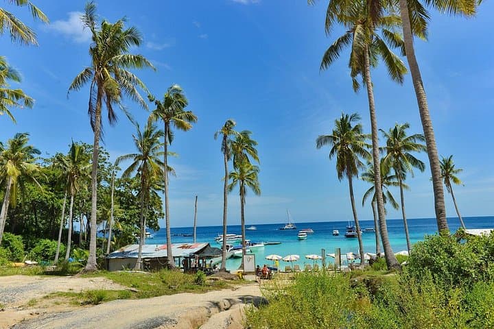 Phuket 3-Island Speedboat Snorkeling: Maiton, Racha & Coral Islands photo 4